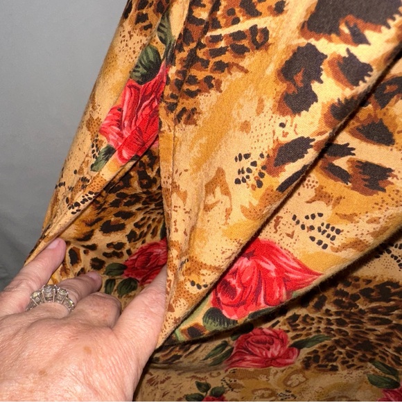 Vtg Phases Women’s House Patio Dress Size Med Cheetah Rose Print 100% Cotton - Picture 8 of 14